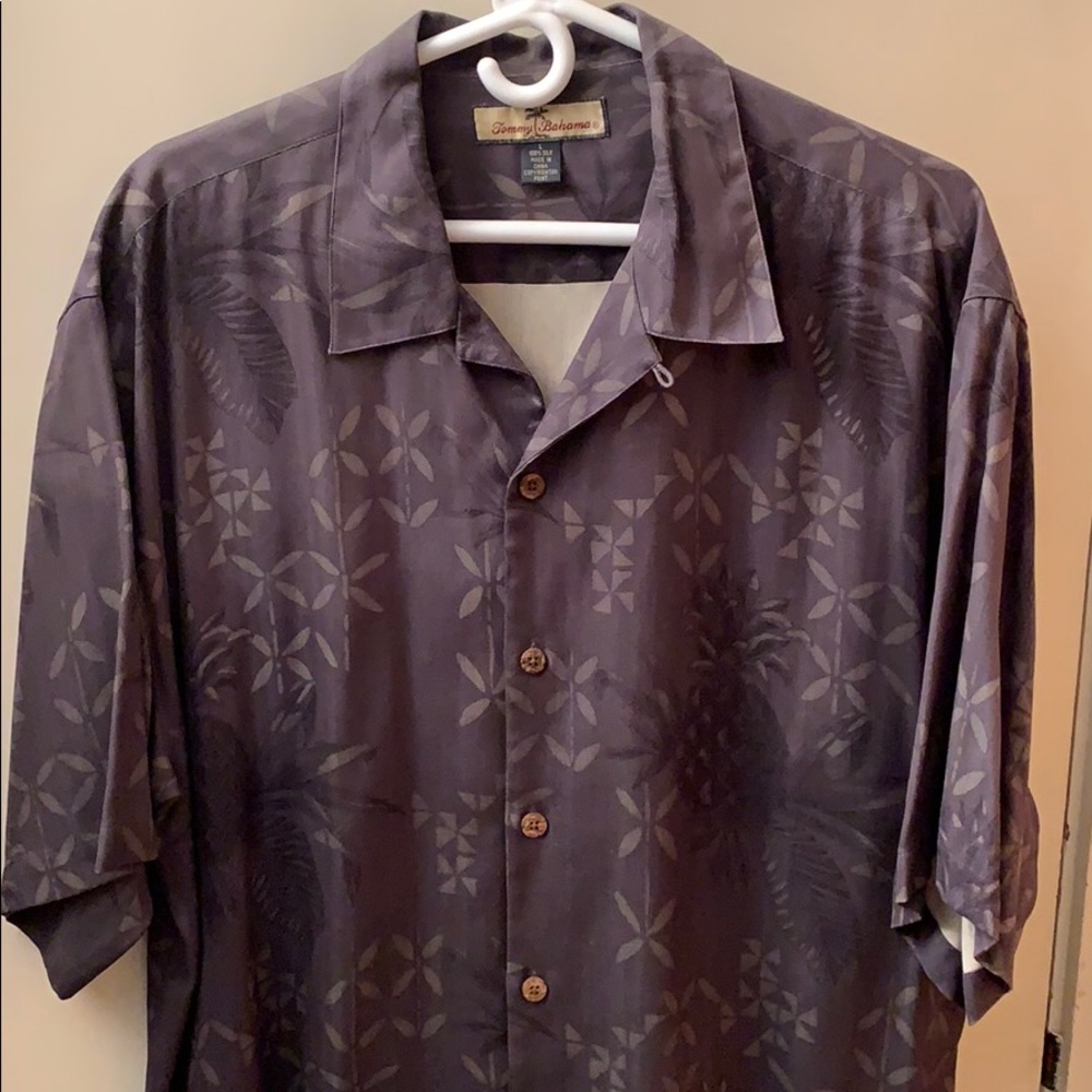 Tommy Bahama short sleeve button down camp shirt.